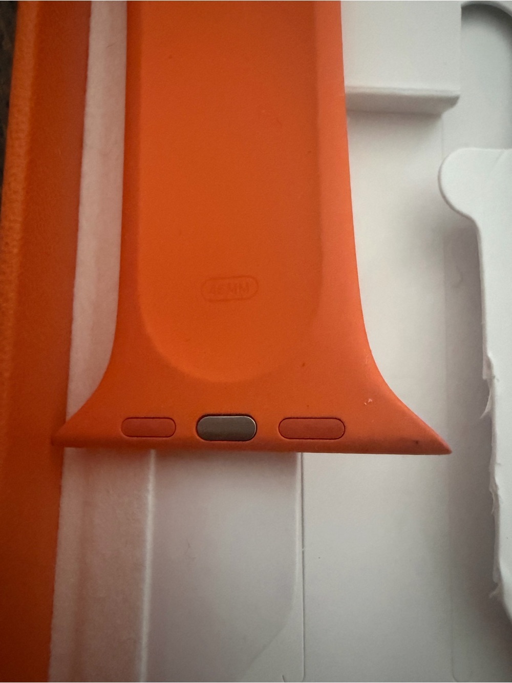 Apple Orange Sport Band for Apple Watch New Never worn with box size M/L - Picture 5 of 9